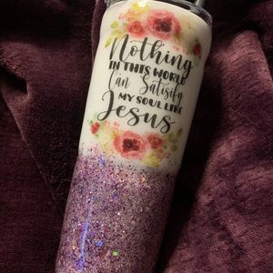 Custom epoxy tumbler